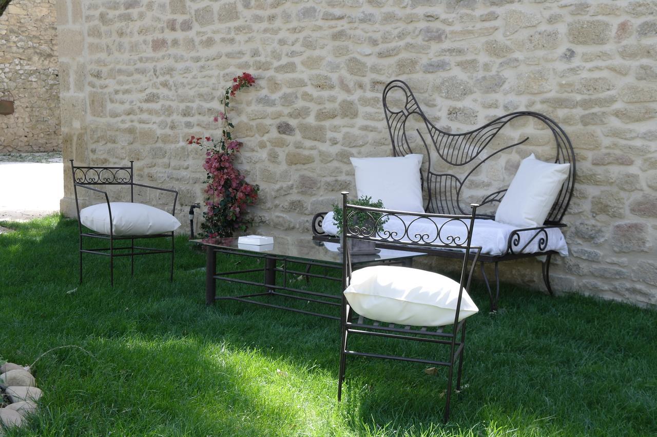 Chambres D'Hotes La Maison De Leonie Collias Zewnętrze zdjęcie