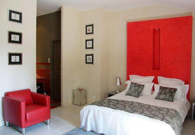 Chambres D'Hotes La Maison De Leonie Collias Zewnętrze zdjęcie
